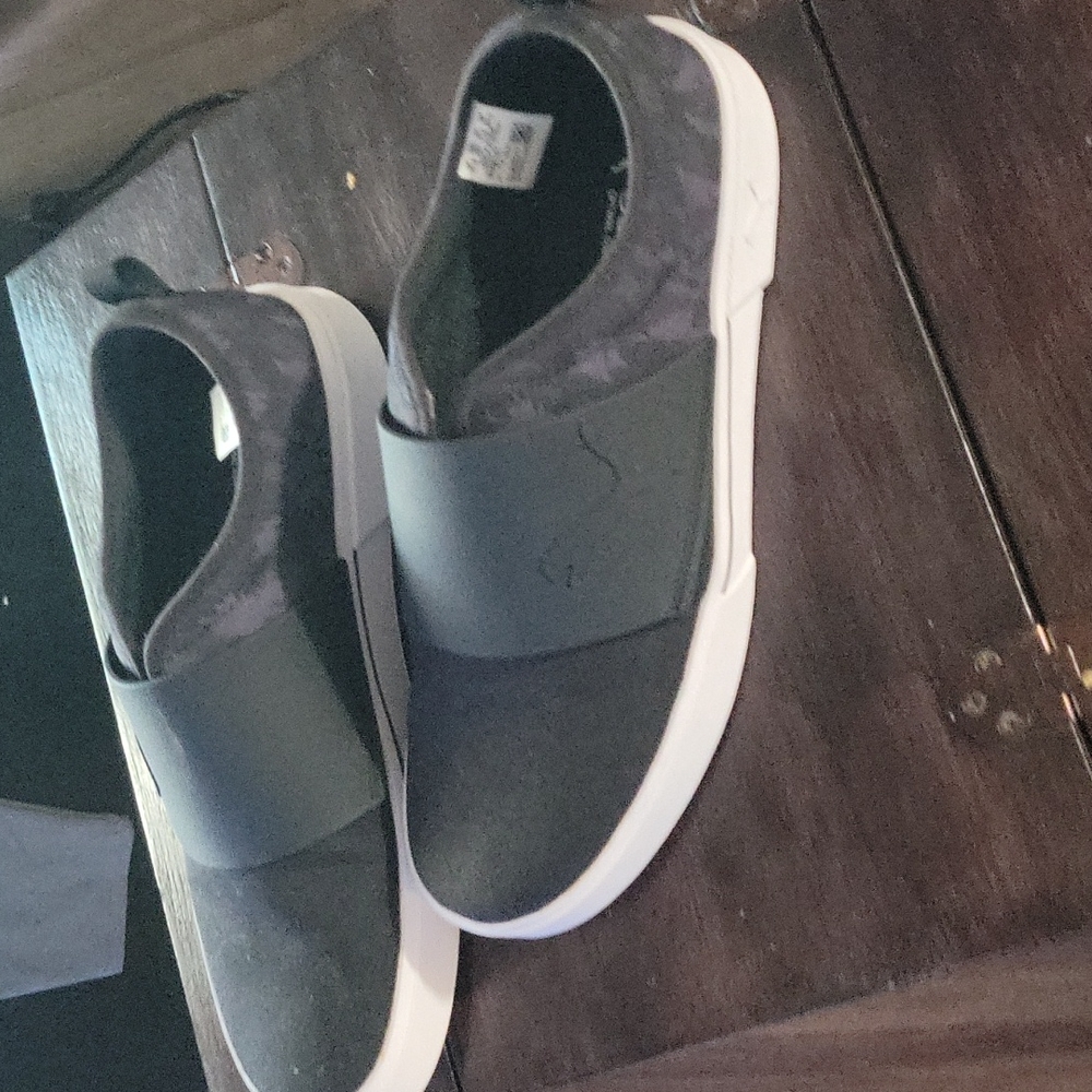 NWT Men's 11.5 Puma "El Rey II" Grey & Black Camo Slip-On Shoes.
